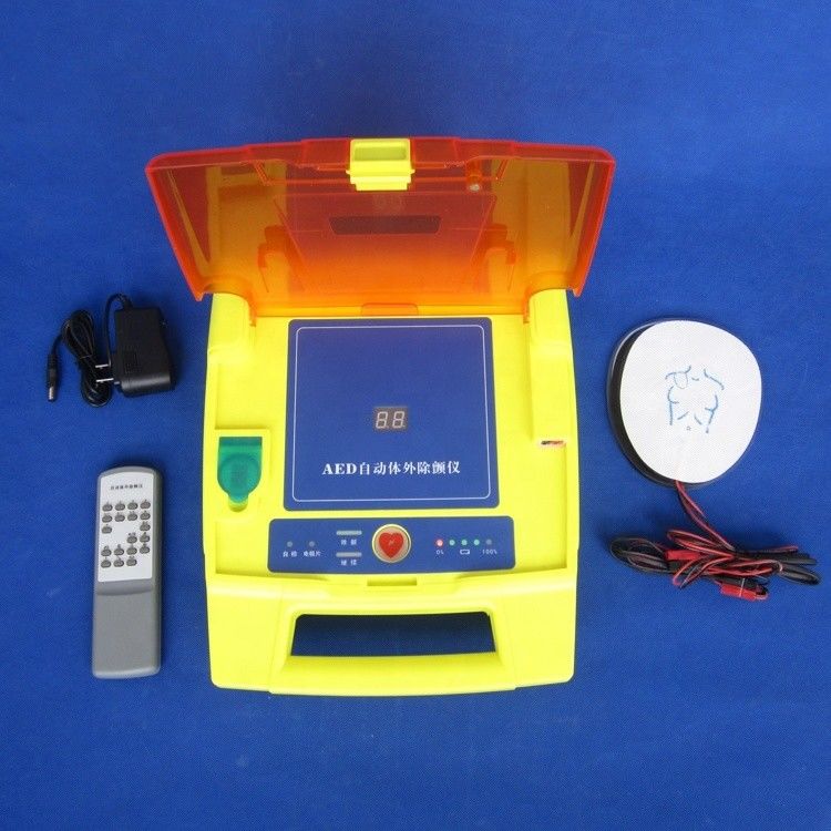 Human Life Size Automated External Cardiac Defibrillator Training with Voice Promotion